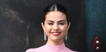 Selena Gomez z zaprzyjaźnionym małżeństwem przywitała nowy rok w Meksyku. "Możecie nazywać nas trójkątem"