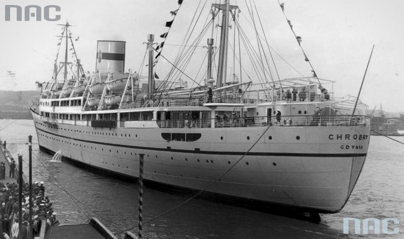 Statek "Chrobry" w Gdyni, lipiec 1939 r.