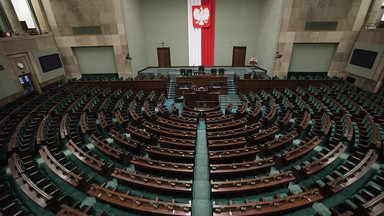 Sejm - kolejny nowy poseł złożył ślubowanie