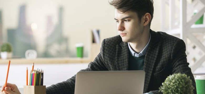 Aplikacje, czaty i e-wizyty: Pracujące Zetki leczą się online