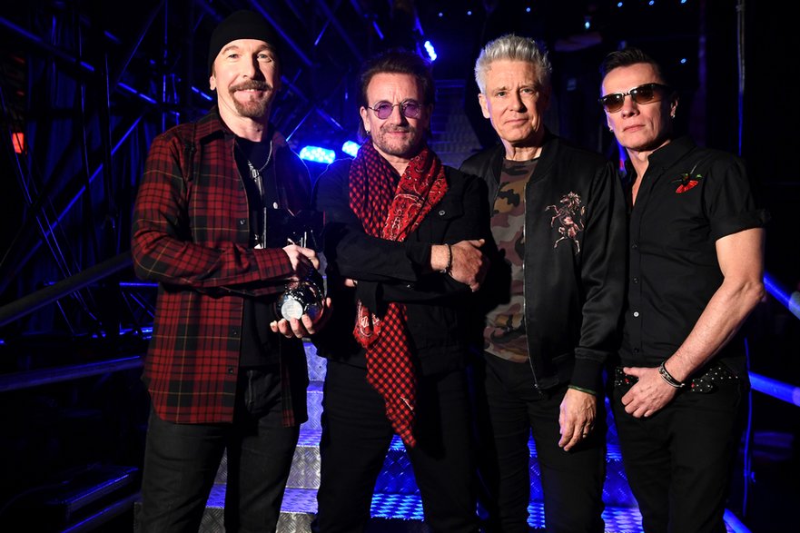 Zespół U2. Na zdjęciu: The Edge, Bono, Adam Clayton i Larry Mullen 