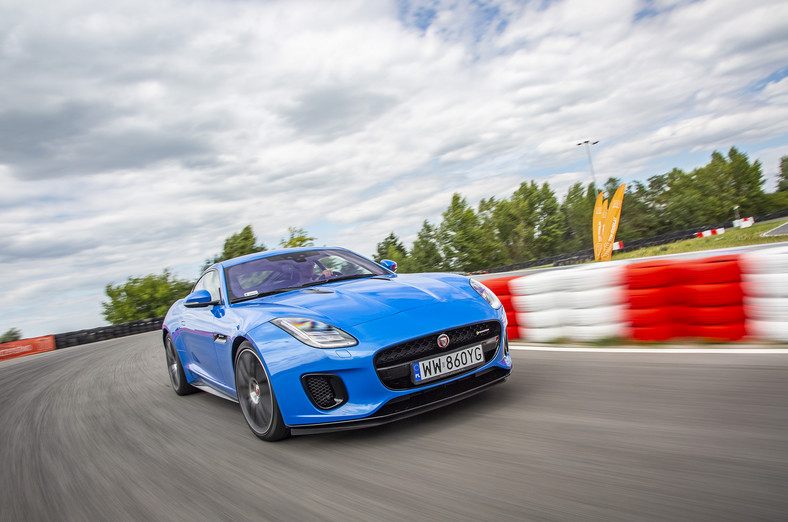 Jaguar F-Type P300 - skąd pomysł na taki silnik?