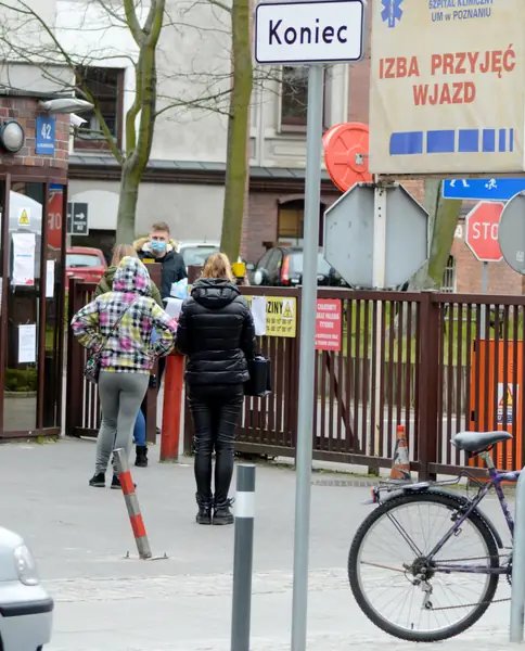 Fot. Karolina Adamska/East News, Poznan, 02.04.2020. Ginekologiczno-Polozniczy Szpital Kliniczny Uniwersytetu Medycznego im. Karola Marcinkowskiego w Poznaniu.