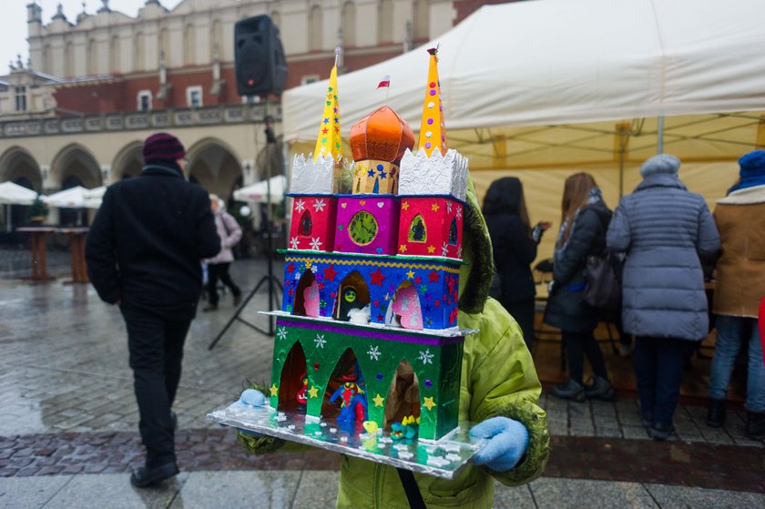 Szopki krakowskie budują dzieci i dorośli