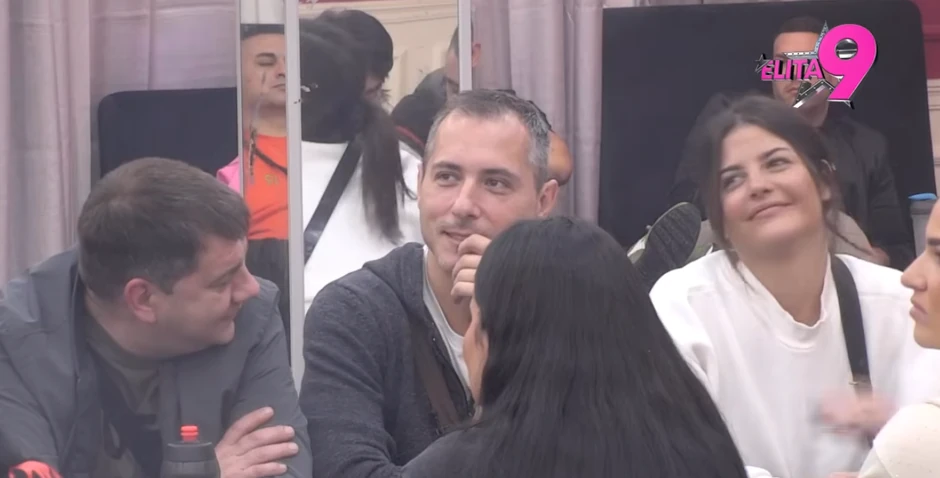 Miki Dudić progovorio o poljupcu sa Milenom Kačavendom