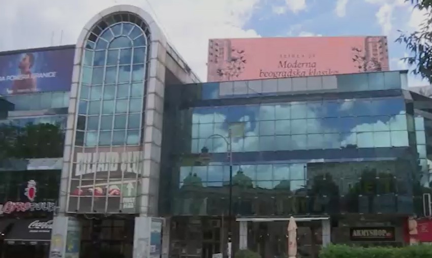 "Staklenac" na Trgu republike