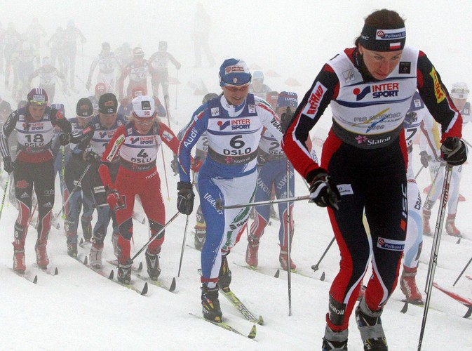 Justyna Kowalczyk na trasie biegu