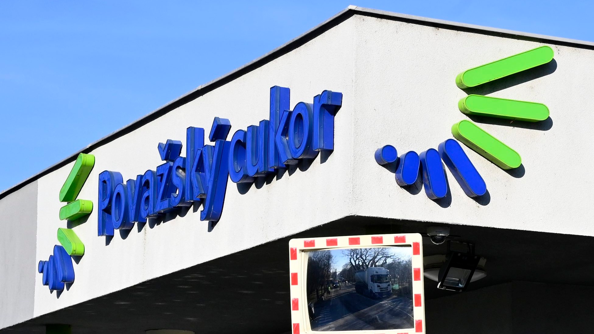 Na snímke logo spoločnosti Považský cukor a. s. 