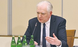Gowin obciąża Bielana przed komisją śledczą