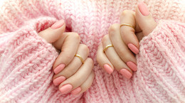 Manicure tytanowy - na czym polega? Czy manicure tytanowy może zniszczyć paznokcie?