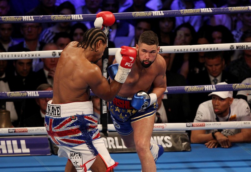 David Haye trzy razy leżał na deskach. Tony Bellew wygrał w piątej rundzie