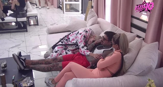 Aneli Ahmić i Filip Đukić pate jedno za drugim, ali neće da se smuvaju