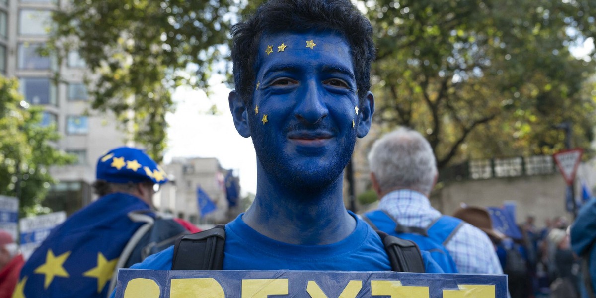 Protest przeciwko Brexitowi i za ponownym przyłączeniem Wielkiej Brytanii do UE.