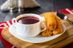 Najlepszy barszcz czerwony nie tylko na święta. Tak robi go Magda Gessler