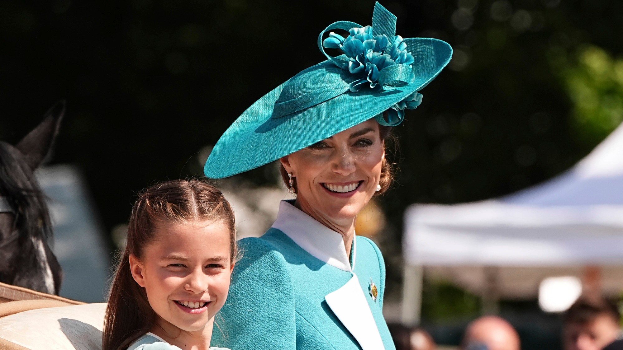 Princezná Charlotte a princezná Kate.