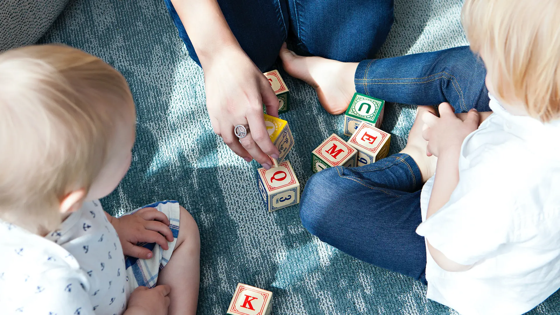 Co oznaczają sny o dzieciach? Twoja podświadomość daje ci wskazówki