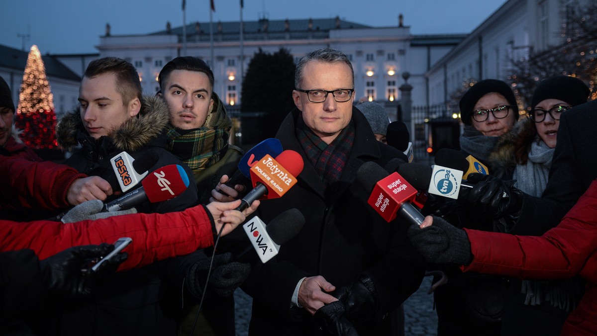 Prezydent poprosił o analizy prawne dotyczące tej części posiedzenia Sejmu - tak dyrektor prezydenckiego biura prasowego Marek Magierowski odpowiedział na pytanie dotyczące legalności piątkowych głosowań.