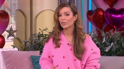 Modelka została oblana kwasem przez stalkera. Jak na nowo pokochała siebie i czy self-love to egoizm?