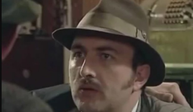 Tika Špic u seriji "Porodično blago"