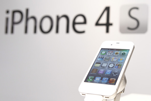 iPhone 4S firmy Apple.