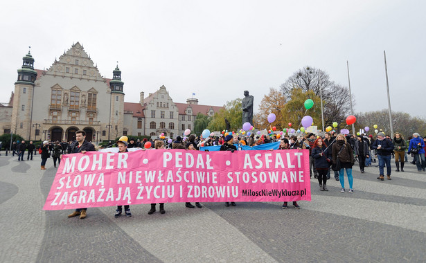 Moherowe berety wyrównują rachunki, czyli czemu "inni" głosują na PiS