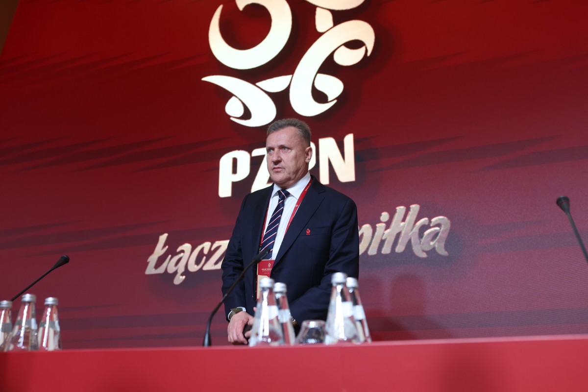 Prezes Polskiego Związku Piłki Nożnej Cezary Kulesza podczas obrad Walnego Zgromadzenia Sprawozdawczego Delegatów PZPN w Warszawie