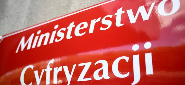 Rząd pracuje nad ograniczeniem TikToka i AliExpress w Polsce? Ministerstwo Cyfryzacji wydało komunikat