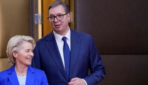 Usula fon der Lajen i Aleksandar Vučić