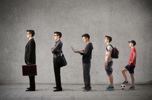 Świadectwo z czerwonym paskiem to za mało. Rekrutacja do liceum przypomina ruletkę