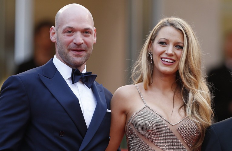 Corey Stoll i Blake Lively na gali otwarcia 69. Festiwalu Filmowego w Cannes
