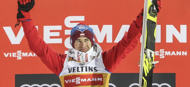 PŚ w skokach: Kamil Stoch liderem listy płac. Po 22. konkursach ma na koncie 431 000 zł