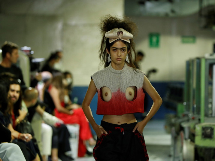 Pokaz kolekcji Carli Fernandez na Mercedes Benz Fashion Week w Meksyku