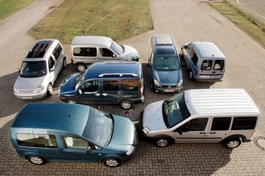 Mercedes Vaneo, Citroen Berlingo, Fiat Doblo, Ford Connect, Opel Combo, Vw Caddy, Renault Kangoo - Samochody Do Zadań Specjalnych