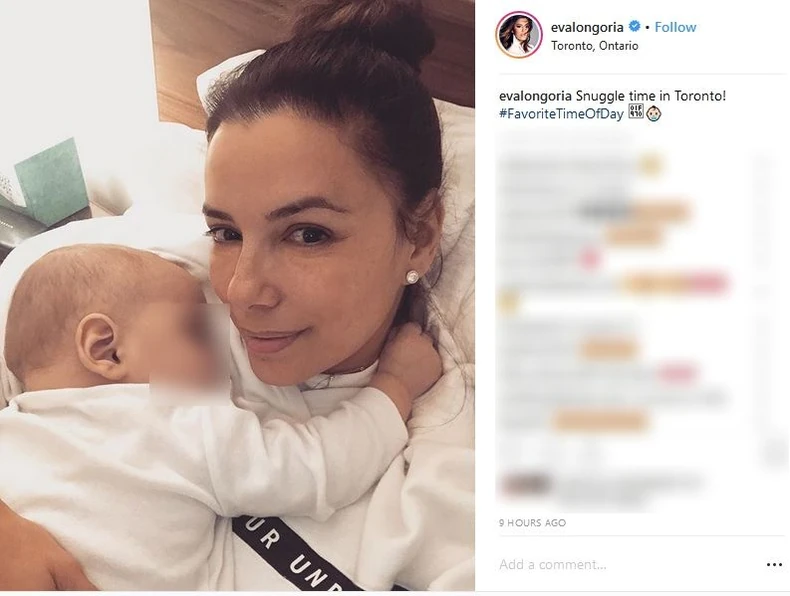 NEODOLJIV TRENUTAK SA SINOM Lepa glumica je postala mama u 43. godini, a ovaj prizor mnoge je raznežio