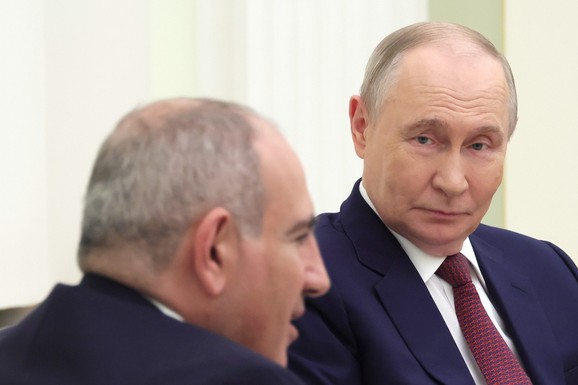 ДО СВИДАНИЯ ВЛАДИМИР Pukao je savez u koji se Putin uzdao, s