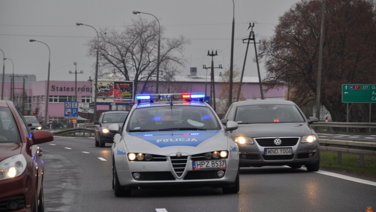 Prawie 190 kolizji oraz 10 wypadków, w których zginęła jedna osoba, a dziewięć zostało rannych – to bilans ostatniego długiego weekendu na stołecznych drogach. Zatrzymanych zostało 46 pijanych kierowców. Warszawscy policjanci podsumowali bożonarodzeniowy okres.