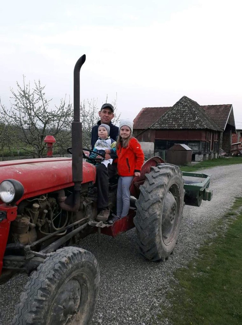 Slaviša Despotović sa decom