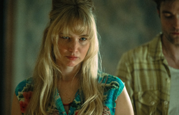 zgiń kochanie jennifer lawrence robert pattinson film vod gdzie oglądać