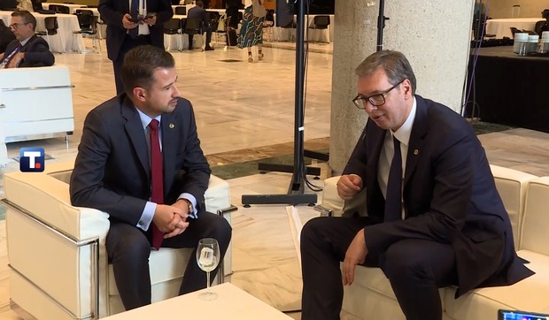 TNJG_Vucic_Milatovic_vesti_blic_safe_JD.jpg