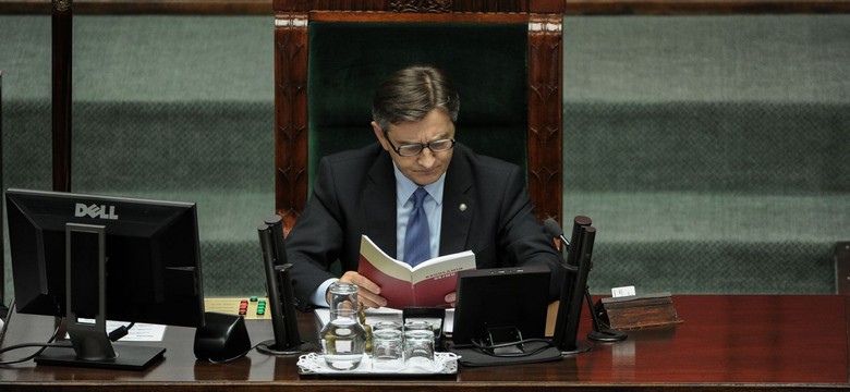 Marszałek Kuchciński wlepia kary finansowe posłom opozycji. "Za nieważne pytanie"