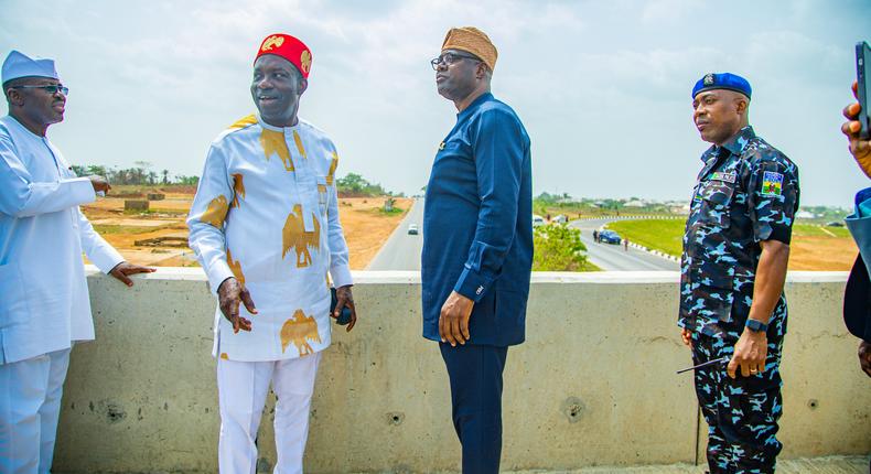 Soludo joins Makinde to flag off 32.2km circular road infrastructure in Ibadan [Twitter:@seyiamakinde]