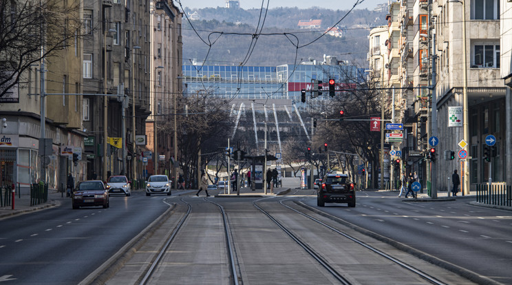 Kihaltak az utcák Budapesten / Fotó: MTI:Szigetváry Zsolt