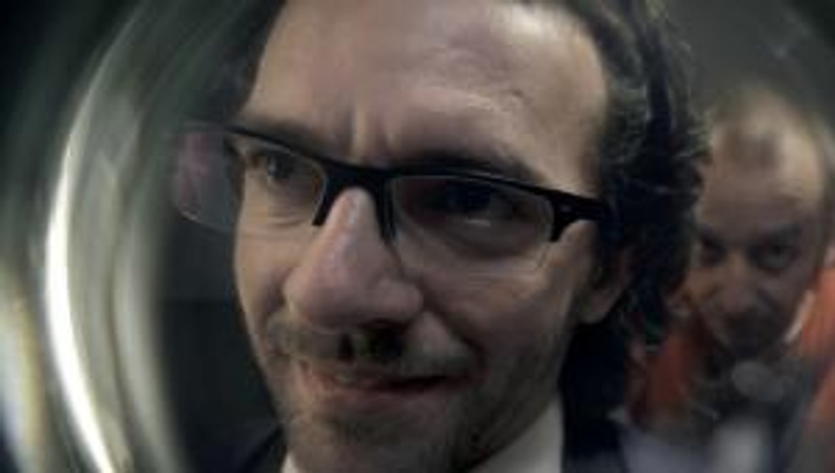 "Dziewczyna z szafy" Piotr Głowacki