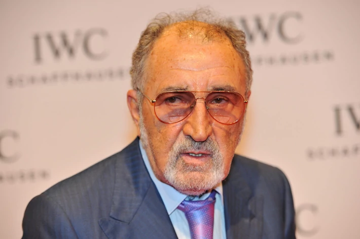 Ion Tiriac, 1,1 mld dol.