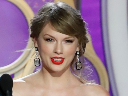Akire nem számítottál: Taylor Swift is feltűnt a Golden Globe gálán