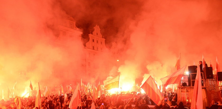 Zarzuty po marszu narodowców we Wrocławiu. Prokuratura nie ma wątpliwości