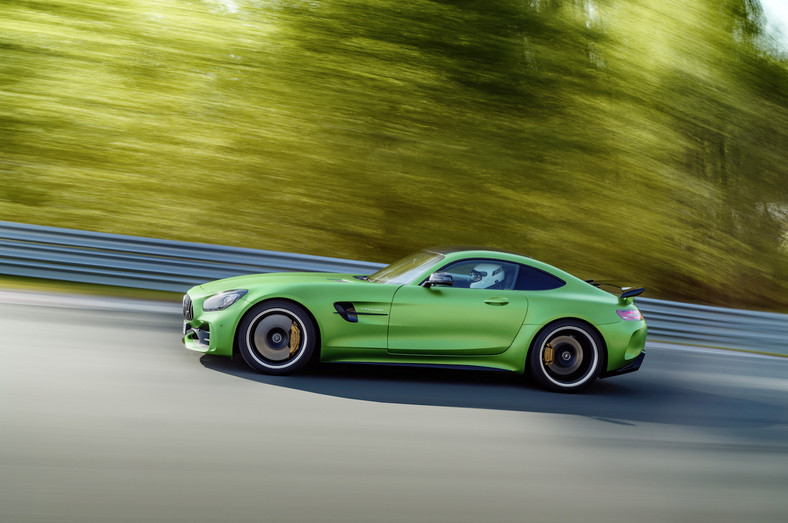 Mercedes-AMG GT R