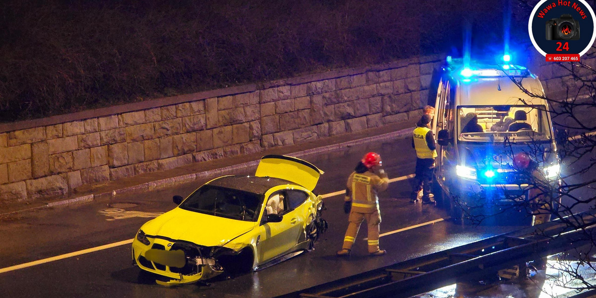 Wypadek w centrum Warszawy. Żółte BMW strzaskało się jak zabawka!