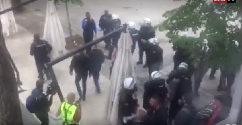 Privođenje Veselina Veljovića