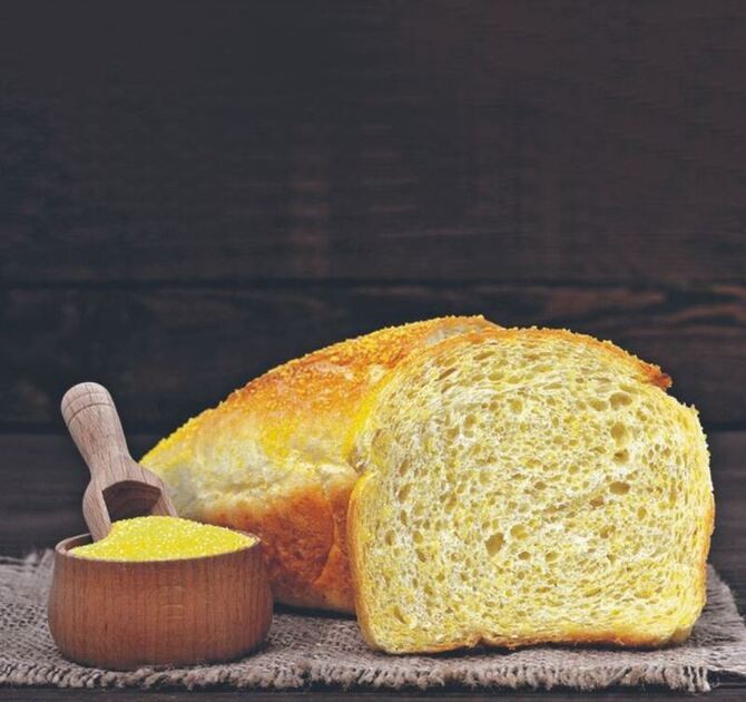 Meki domaći kukuruzni hleb
